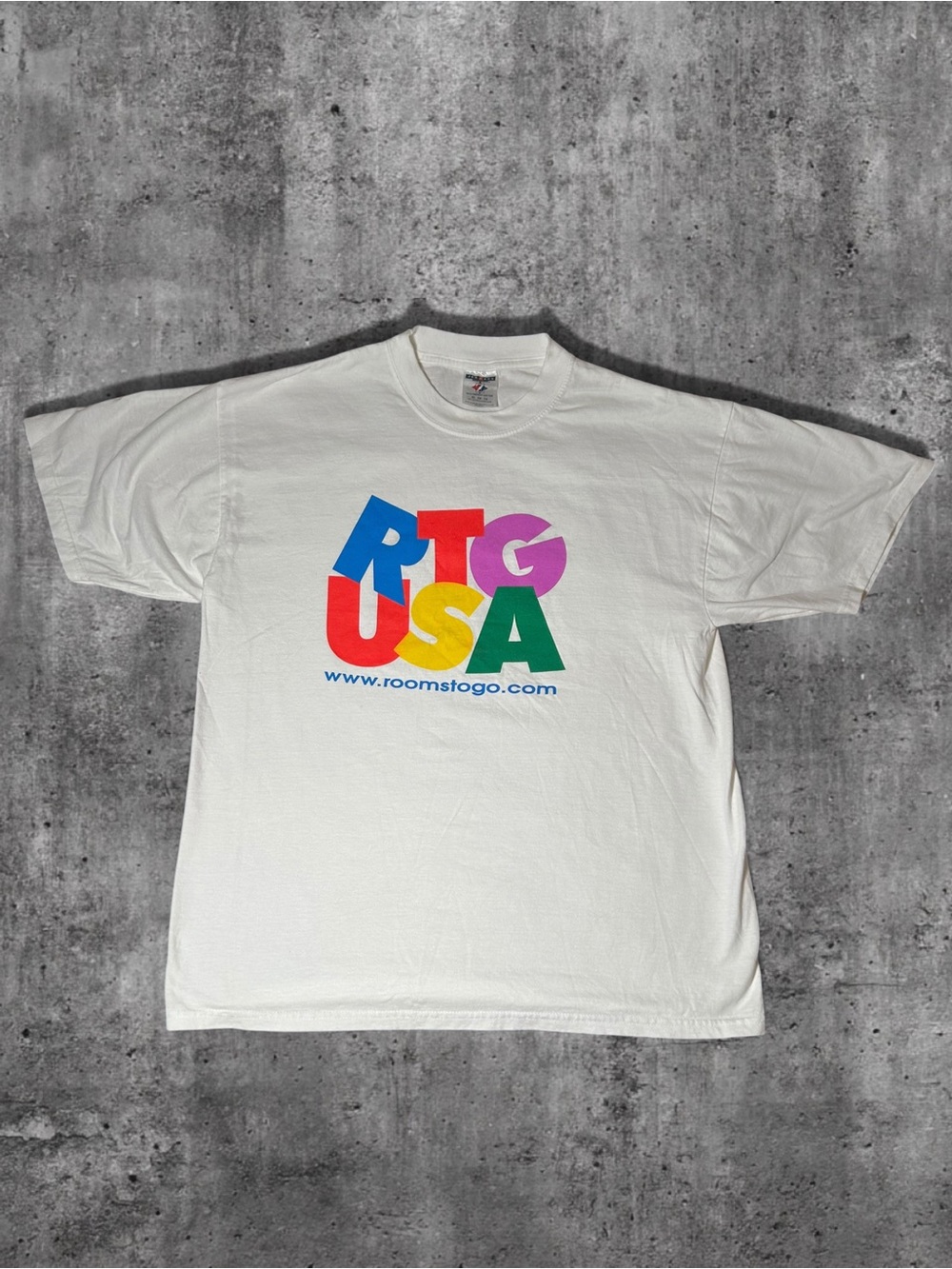 Vintage 90s Rooms To Go Shirt RTG USA Furniture Promo T-Shirt Jerzees White XL